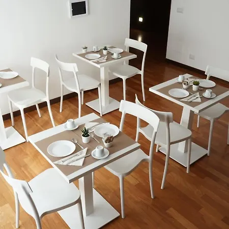 Couette-café 56 - Le Dimore 4*